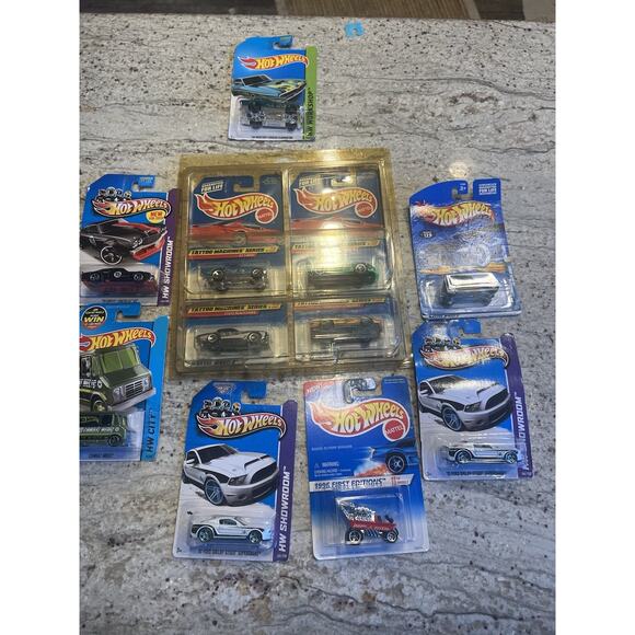 Hot Wheels Lot of 10 , 5 Vintage and 1 extra - Picture 1 of 13